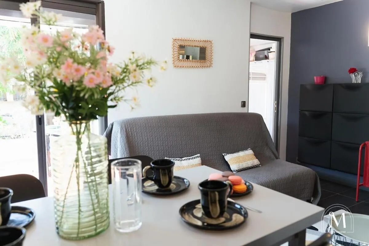 Rez-De-Jardin A 1Km Du Centre-Ville De Six-Fours Six-Fours-les-Plages Apartment