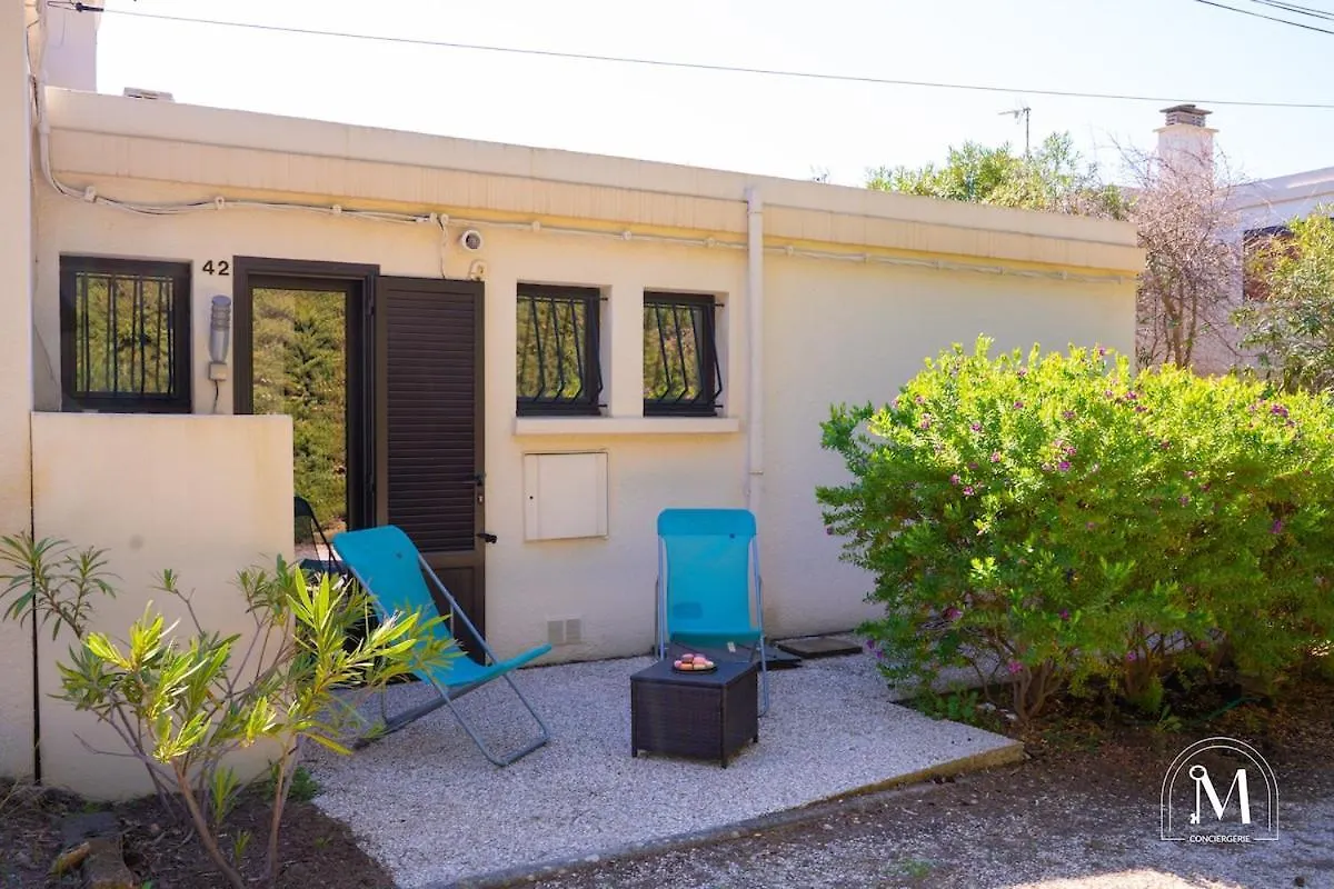 Rez-De-Jardin A 1Km Du Centre-Ville De Six-Fours Six-Fours-les-Plages 0*,  Frankrig