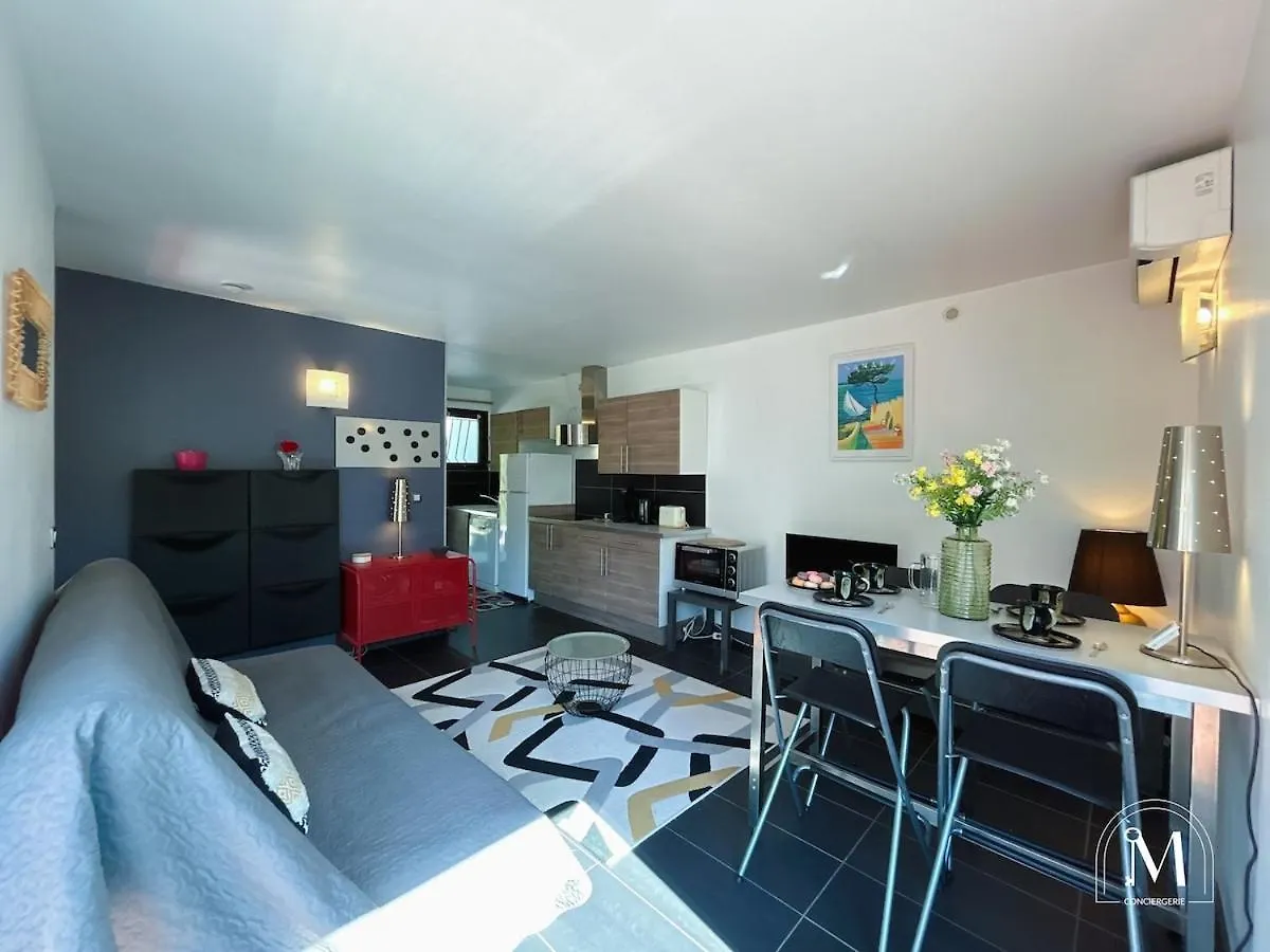 Rez-De-Jardin A 1Km Du Centre-Ville De Six-Fours Six-Fours-les-Plages 0*,